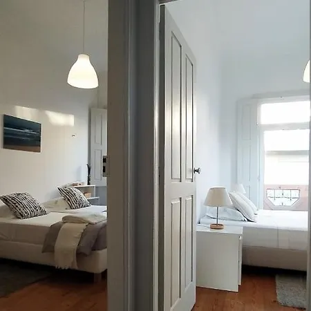 - Garden House Espinho (Aveiro)