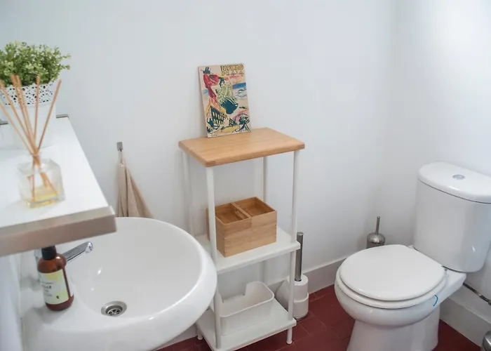 - Garden House Espinho (Aveiro)