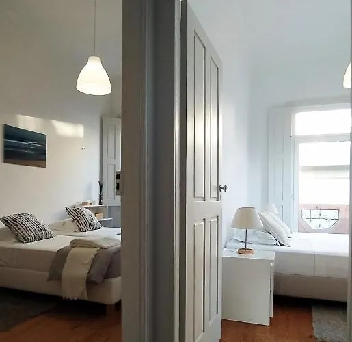 - Garden House Espinho (Aveiro)